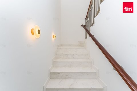 Villa in Al Furjan, Dubai 4 bedrooms, 221.2 sq.m. № 58926 - photo 21