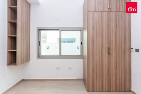Villa in Al Furjan, Dubai 4 bedrooms, 221.2 sq.m. № 58926 - photo 13