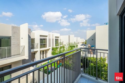 Купить таунхаус в Дубае: 3 спальни, 174.8м², № 58927 - фото 13