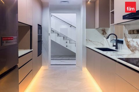 Townhouse in Dubai 3 bedrooms, 174.3 sq.m. № 59796 - photo 8