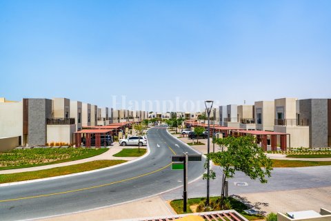 Снять в аренду квартиру в Dubai South (Dubai World Central), Дубай: 2 спальни, 113.06295100м², № 115070 - фото 5