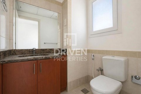 Villa en Springs 2, The Springs, Dubai, 2 dormitorios, 241.27 m², № 142801 - foto 17