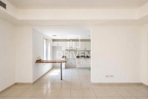 Villa en Springs 2, The Springs, Dubai, 2 dormitorios, 241.27 m², № 142801 - foto 16