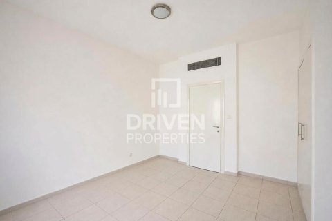 Villa en Springs 2, The Springs, Dubai, 2 dormitorios, 241.27 m², № 142801 - foto 7
