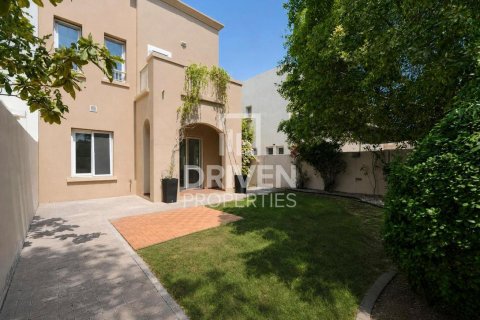 Villa en Springs 2, The Springs, Dubai, 2 dormitorios, 241.27 m², № 142801 - foto 27