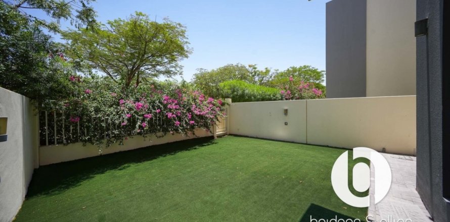 Villa à Dubai Hills Estate, Dubai, 3 chambres, 209 m², № 137429