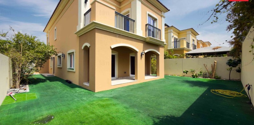 Villa in Dubai 3 bedrooms, 325 sq.m. № 137820