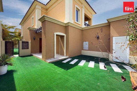 Villa in Dubai 3 bedrooms, 325 sq.m. № 137820 - photo 3