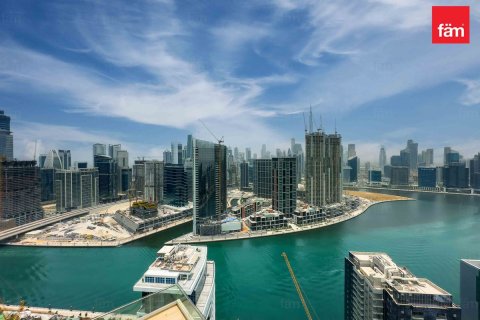 Apartment in Business Bay, Dubai 2 bedrooms, 202.9 sq.m. № 137812 - photo 3