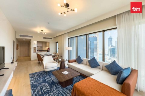 Apartment in Business Bay, Dubai 2 bedrooms, 202.9 sq.m. № 137812 - photo 9