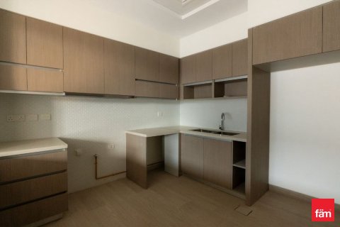 Townhouse in Al Furjan, Dubai 3 bedrooms, 239.3 sq.m. № 23099 - photo 18