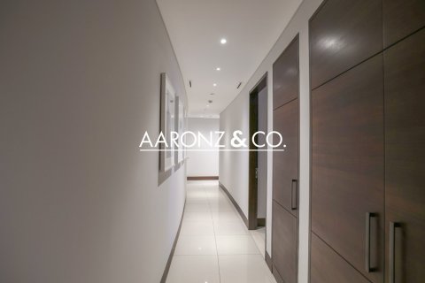 Hôtels-appartement à Downtown Dubai (Downtown Burj Dubai), Dubai, 3 chambres, 226 m², № 100482 - photo 12