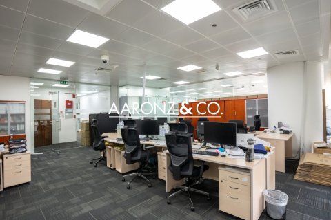 Bureau à Business Bay, Dubai, 572 m², № 100485 - photo 6