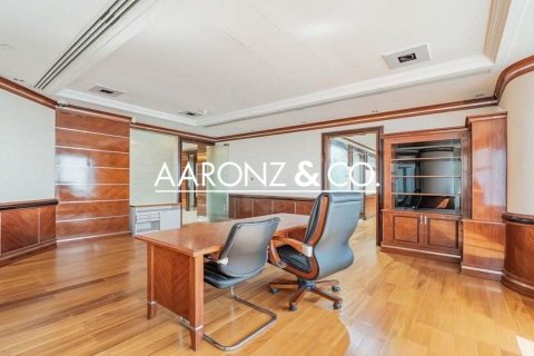 Bureau à Jumeirah Lake Towers, Dubai, 630 m², № 100484 - photo 7