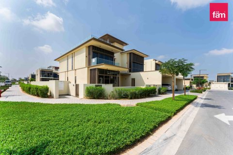 Villa à Dubai Hills Estate, Dubai, 5 chambres, 707.5 m², № 100323 - photo 2