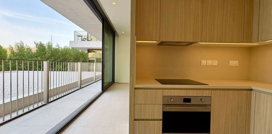 Apartment in Dubai 2 bedrooms, 143.4 sq.m. № 100319