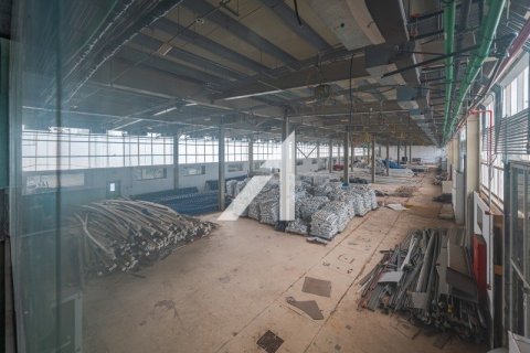Снять в аренду склад в Al Qusais Industrial Area, Аль-Кусаис, Дубай: 2601.3м², № 11097 - фото 1