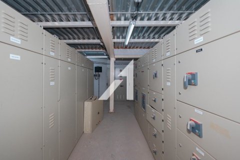 Снять в аренду склад в Al Qusais Industrial Area, Аль-Кусаис, Дубай: 2601.3м², № 11097 - фото 4