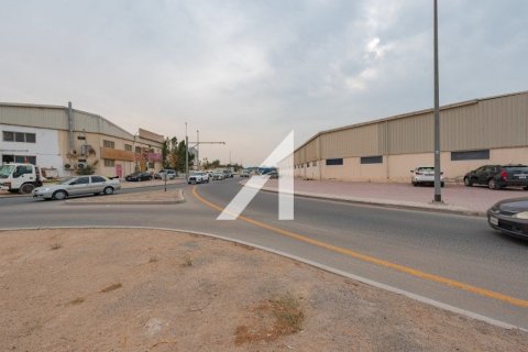 Снять в аренду склад в Al Qusais Industrial Area, Аль-Кусаис, Дубай: 2601.3м², № 11097 - фото 9