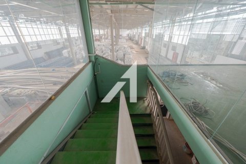 Снять в аренду склад в Al Qusais Industrial Area, Аль-Кусаис, Дубай: 2601.3м², № 11097 - фото 6