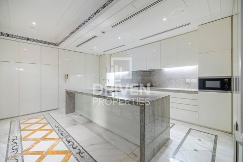 Apartment in Palazzo Versace, Culture Village, Dubai 3 bedrooms, 208.01 sq.m. № 135531 - photo 7