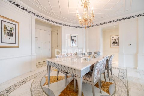 Apartment in Palazzo Versace, Culture Village, Dubai 3 bedrooms, 208.01 sq.m. № 135531 - photo 9