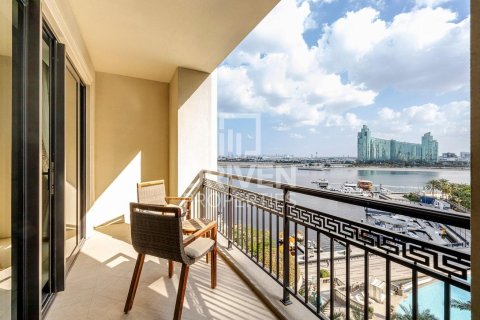 Apartment in Palazzo Versace, Culture Village, Dubai 3 bedrooms, 208.01 sq.m. № 135531 - photo 13