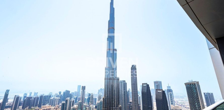 Apartment in Downtown Dubai (Downtown Burj Dubai), Dubai 4 bedrooms, 263.84 sq.m. № 135530