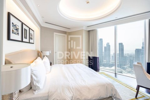 Apartment in Downtown Dubai (Downtown Burj Dubai), Dubai 4 bedrooms, 263.84 sq.m. № 135530 - photo 19