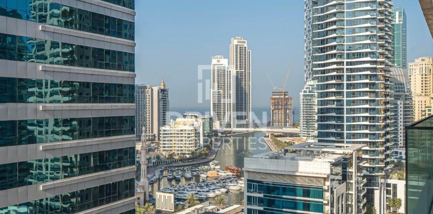 Apartamento en Dubai Marina, Dubai, 1 dormitorio, 70.89 m², № 135542