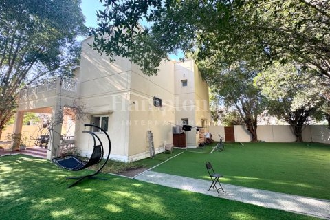 فيلا في Meadows 1, Meadows, دبي 4 غرف نوم, 380.80939700 م² رقم 12926 - صورة 1