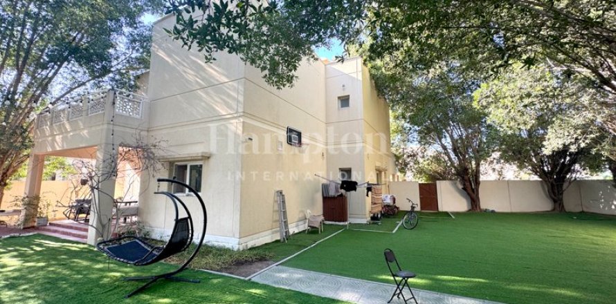 Вилла в Meadows 1, Meadows, Дубай, 4 спальни, 380.809м², № 12926