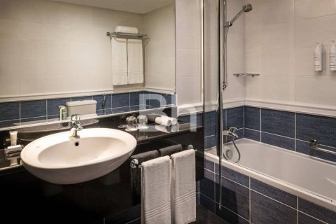 Hotel Apartment in Dubai Marina, Dubai 3 bedrooms, 220 sq.m. № 21392 - photo 7