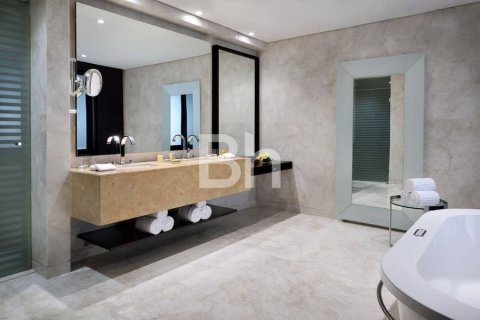 Penthouse in Dubai Marina, Dubai 3 bedrooms, 440 sq.m. № 21390 - photo 12