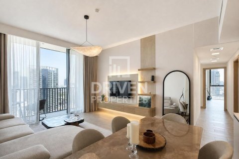 Apartamento en Jumeirah Village Circle, Dubai, 3 dormitorios, 121.8 m², № 128571