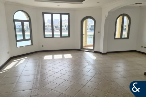 Villa in Garden Homes, Palm Jumeirah, Dubai 4 bedrooms, 622 sq.m. № 76759 - photo 12