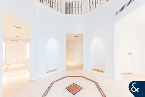 Villa in Garden Homes, Palm Jumeirah, Dubai 4 bedrooms, 622 sq.m. № 76759 - photo 4