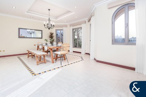 Villa in Garden Homes, Palm Jumeirah, Dubai 4 bedrooms, 622 sq.m. № 76759 - photo 8