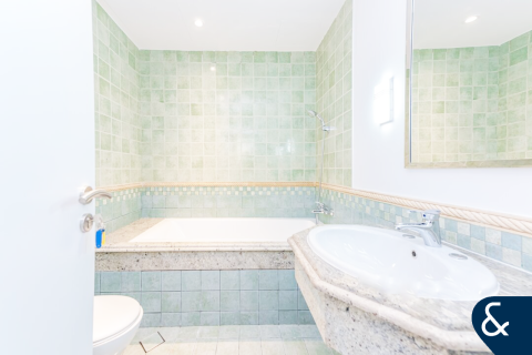 Villa in Garden Homes, Palm Jumeirah, Dubai 4 bedrooms, 622 sq.m. № 76759 - photo 13