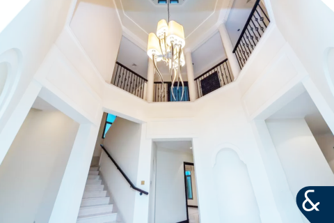 Villa in Garden Homes, Palm Jumeirah, Dubai 4 bedrooms, 622 sq.m. № 76759 - photo 2