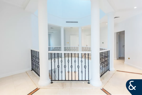 Villa in Garden Homes, Palm Jumeirah, Dubai 4 bedrooms, 622 sq.m. № 76759 - photo 3