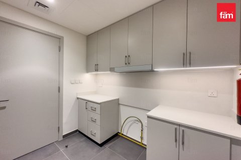 Villa in Dubai 4 bedrooms, 302.3 sq.m. № 76846 - photo 21