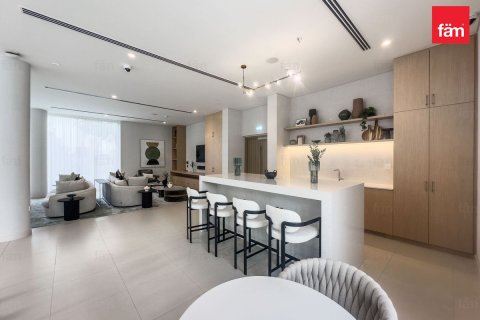 Villa in Dubai 4 bedrooms, 302.3 sq.m. № 76846 - photo 10