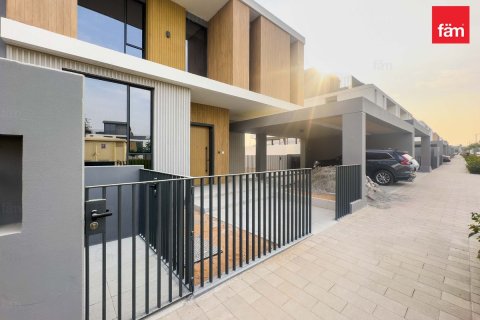 Villa in Dubai 4 bedrooms, 302.3 sq.m. № 76846 - photo 17