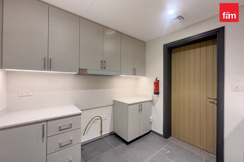 Villa in Dubai 4 bedrooms, 302.3 sq.m. № 76846 - photo 7