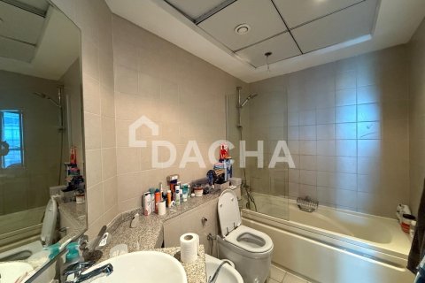 Apartment in The Torch, Dubai Marina, Dubai 2 bedrooms, 111 sq.m. № 110280 - photo 6