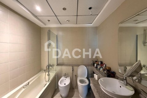 Apartment in The Torch, Dubai Marina, Dubai 2 bedrooms, 111 sq.m. № 110280 - photo 5