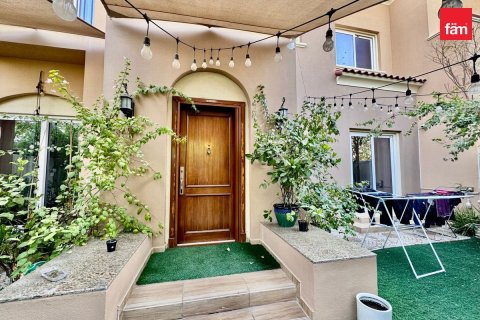 Villa in Dubai 4 bedrooms, 180.7 sq.m. № 137789