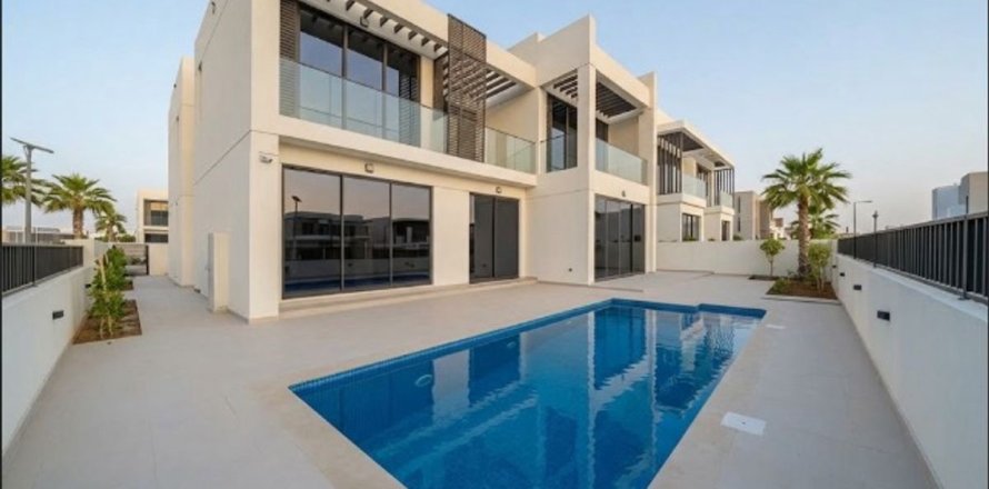 Villa in Al Furjan, Dubai 5 bedrooms, 600 sq.m. № 137779