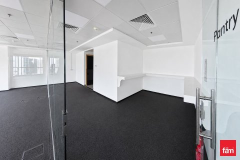 Снять в аренду офис в Дубае: 207.5м², № 111432 - фото 12